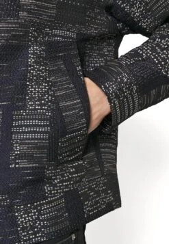 Emporio Armani Blouson - Summer Jacket - Blu 13 Emporio Armani Blouson - Summer Jacket - Blu -Total Wear Store 75299dddd72747ec8c09a62c5c485faf