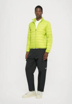 EA7 Emporio Armani TRAIN CORE JACKET - Down Jacket - Macaw Green -Total Wear Store 760d66dbf206479c83fc82e50d8e9f55