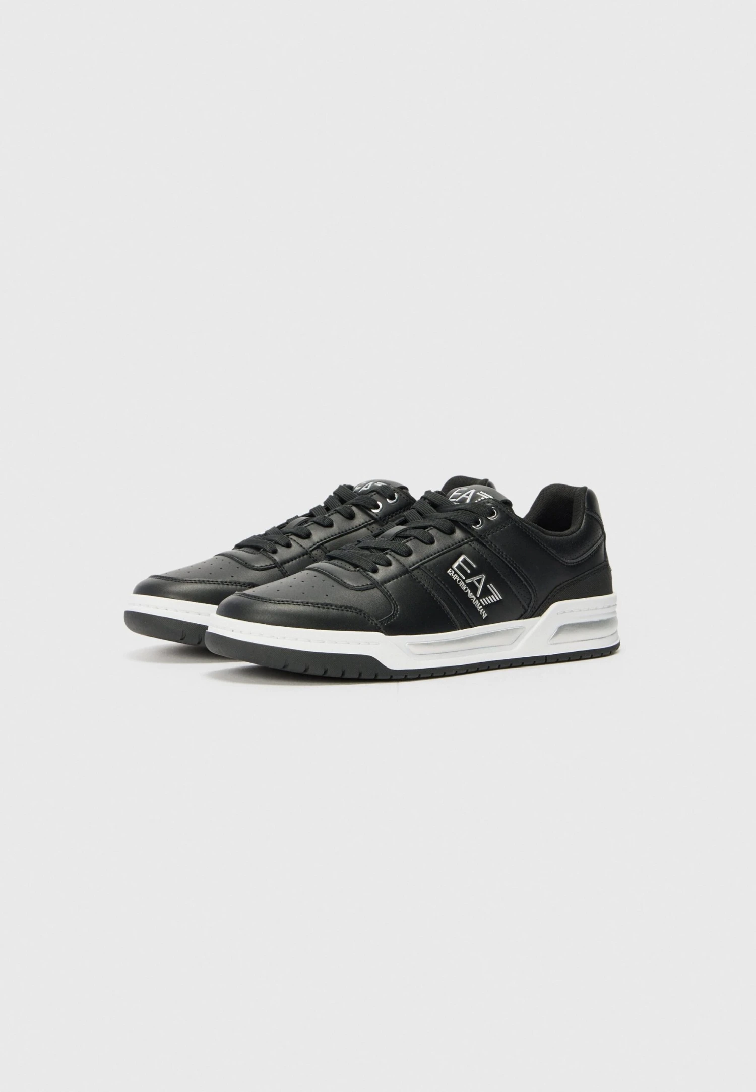EA7 Emporio Armani BASELINE UNISEX - Trainers - Black/silver-coloured 4 EA7 Emporio Armani BASELINE UNISEX - Trainers - Black/silver-coloured - Image 2