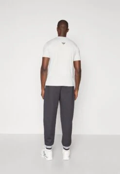 EA7 Emporio Armani TENNIS CLUB PANTS - Tracksuit Bottoms - Black -Total Wear Store 789822dff12a4893b559e5867379b250