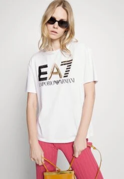 EA7 Emporio Armani P28 - Print T-Shirt - White -Total Wear Store 78bffae1c3a7489f98003d0bfde97dc0