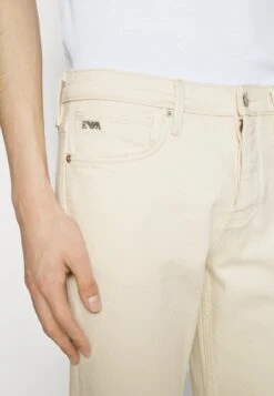 Emporio Armani Pockets Pant - Slim Fit Jeans - Vanilla Ice -Total Wear Store 78c93498f5b4474187f2b9cde5643f8b