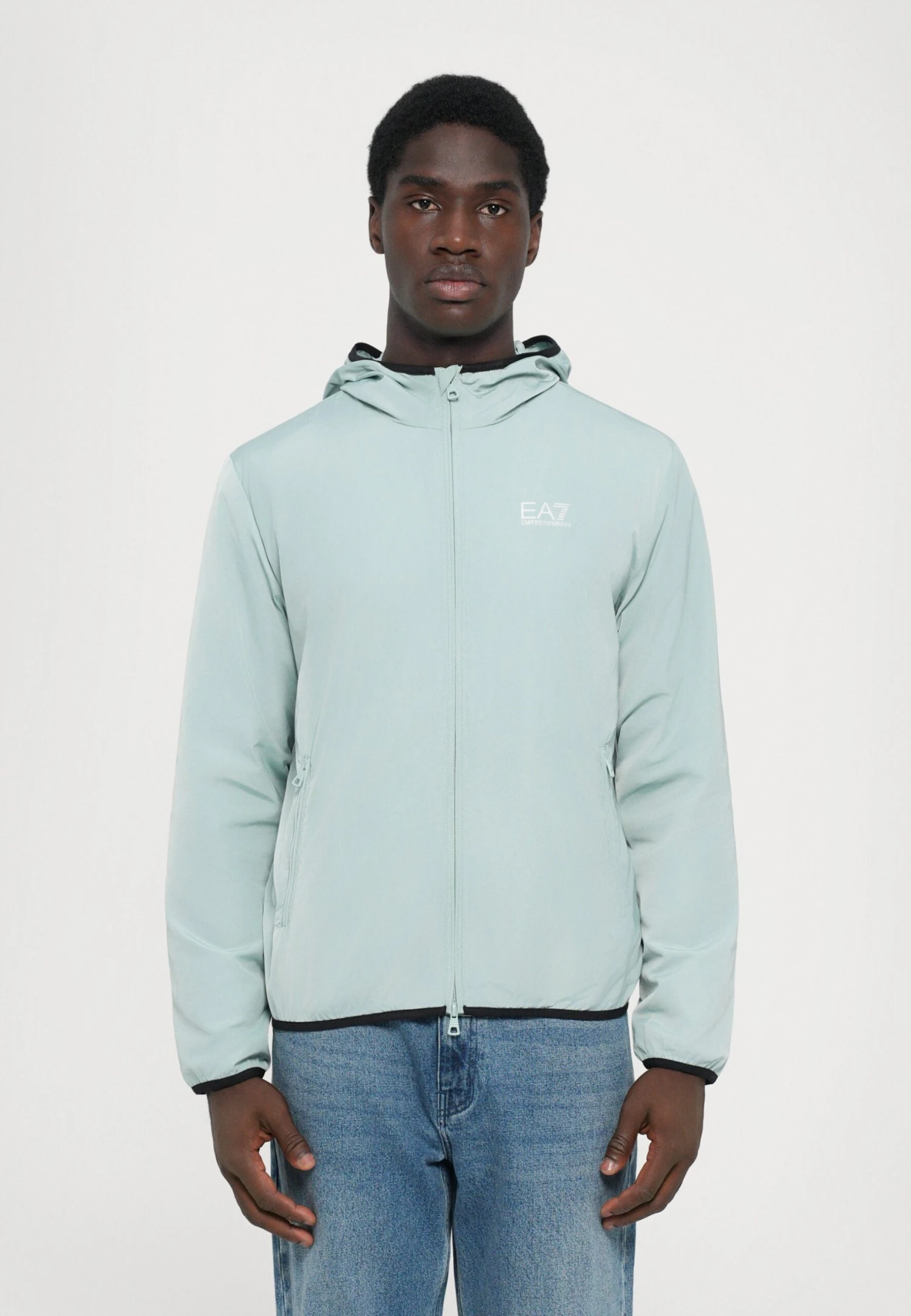 EA7 Emporio Armani TRAIN CORE JACKET - Light Jacket - Blue Surf 3 EA7 Emporio Armani TRAIN CORE JACKET - Light Jacket - Blue Surf