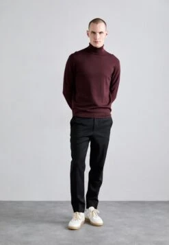 Emporio Armani Jumper - Port Navy -Total Wear Store 7add21a432824651aa83bc5d3cd4cfae