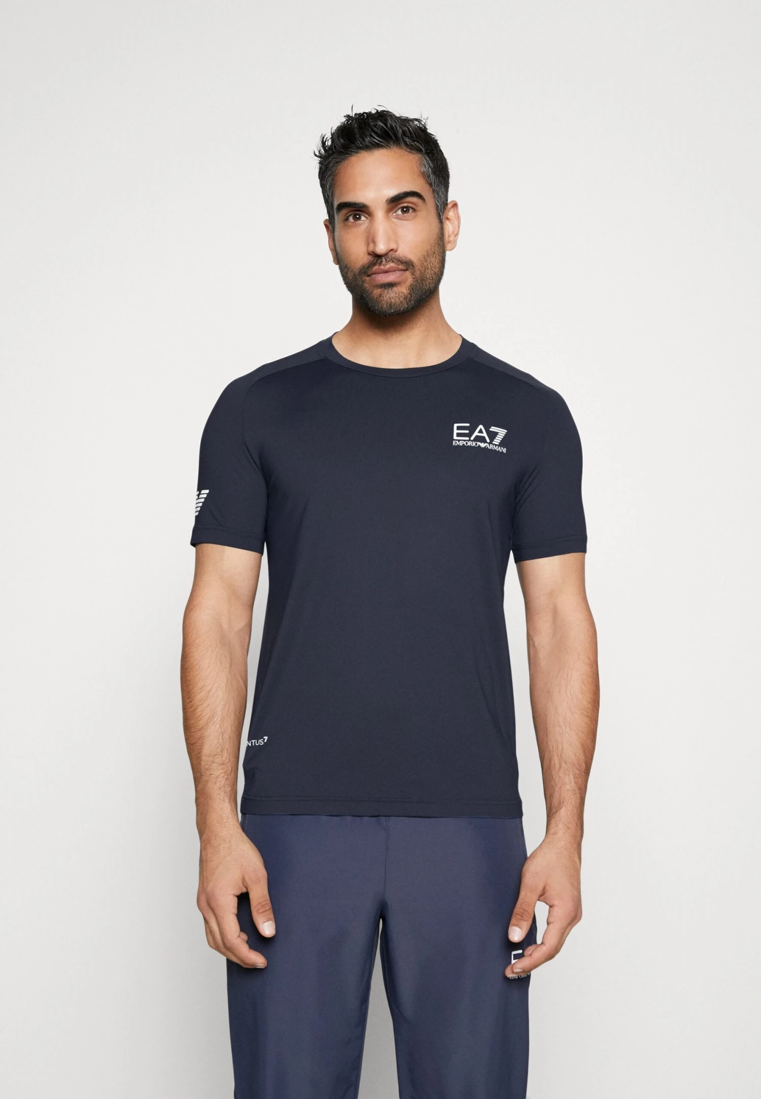 EA7 Emporio Armani Tennis Pro Tee - Basic T-Shirt - Navy Blue 3 EA7 Emporio Armani Tennis Pro Tee - Basic T-Shirt - Navy Blue