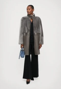 Emporio Armani COAT - Winter Coat - Taupe -Total Wear Store 7c2988825c514cb88c6f3deef98b90e2