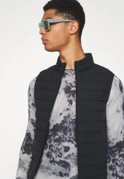 Emporio Armani Waistcoat - Waistcoat - Blu Navy -Total Wear Store 7cb4c95dce2d4009be2d87f1c6901b74