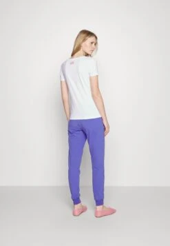 EA7 Emporio Armani Print T-Shirt - White/Pink 10 EA7 Emporio Armani Print T-Shirt - White/Pink -Total Wear Store 7cce50043e3a4efabae47d5bfc18a534