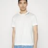 Emporio Armani Basic T-Shirt - Bianco Caldo -Total Wear Store 807af65e30bb410a8b751a0c9bfe6d27