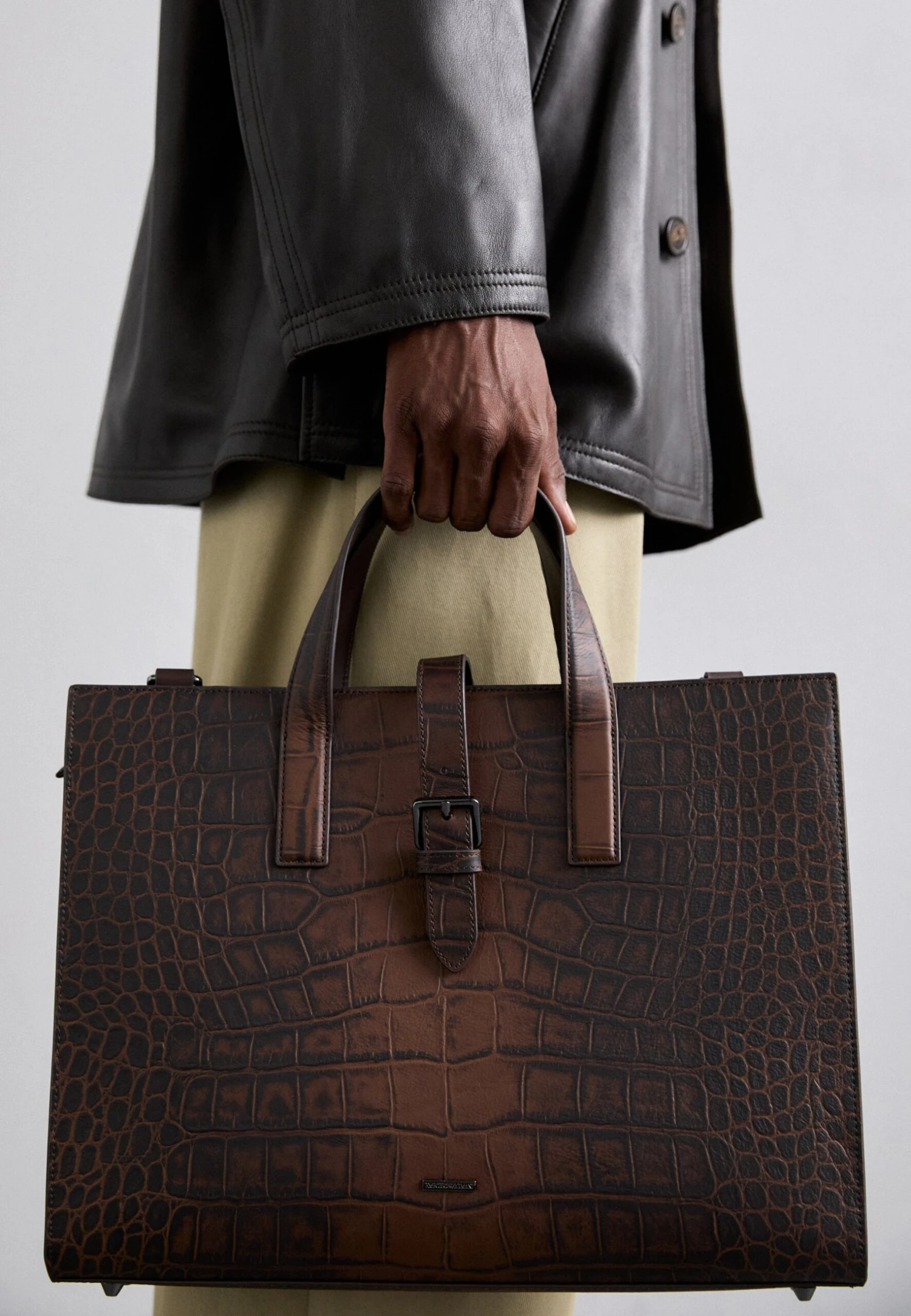 Emporio Armani BRIEFCASE BAG - Cross Body Bag - Delicioso 4 Emporio Armani BRIEFCASE BAG - Cross Body Bag - Delicioso - Image 2