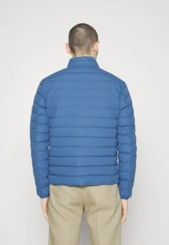 Emporio Armani Down Jacket - Blu Orizzonte 10 Emporio Armani Down Jacket - Blu Orizzonte -Total Wear Store 8169f10232b6446fb1e496011cbde24e