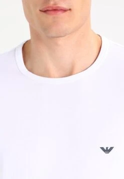 Emporio Armani Crew Neck 2 Pack - Undershirt - White/Navy Blue 12 Emporio Armani Crew Neck 2 Pack - Undershirt - White/Navy Blue -Total Wear Store 8191eb60f421445d92960c9cc2a1c7d3