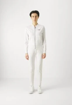 EA7 Emporio Armani MULTI SPORT SET - Tracksuit - White -Total Wear Store 824f2c8178ac4bb49c3e8e1700b4cc56