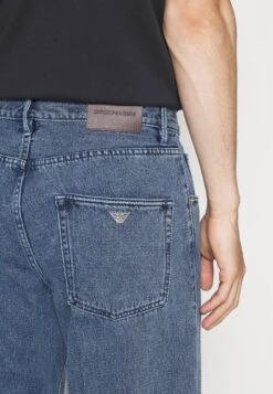 Emporio Armani 5 Pockets Pant - Relaxed Fit Jeans - Denim Blu -Total Wear Store 8254e1ccdfed46ff9bdd5926540c5d76