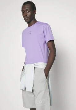 EA7 Emporio Armani Bermuda - Shorts - Light Grey -Total Wear Store 83bf0de3efa84b98ac9d9a4cb1ff482a