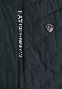 EA7 Emporio Armani Waistcoat - Waistcoat - Dark Blue -Total Wear Store 84cb1eb4e85e49aa85d10053c1cef167