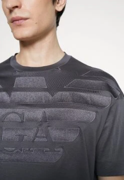 Emporio Armani Print T-Shirt - Magnet Aquila -Total Wear Store 858773c648274bea872015fc905ee9cd