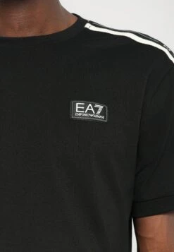 EA7 Emporio Armani LOGO SERIES TAPE TEE - Print T-shirt - Black -Total Wear Store 87105924ba60407cbbd8f4b339cf709b
