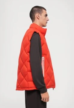 EA7 Emporio Armani MOUNTAIN QUILTED VEST - Waistcoat - Molten Lava -Total Wear Store 87d14deece1c4ef6a325fe44dabaa151