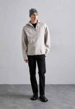 Emporio Armani Jumper - Nacreous Clouds 9 Emporio Armani Jumper - Nacreous Clouds -Total Wear Store 892da74a6e2e43b18726f0ac168d4aee