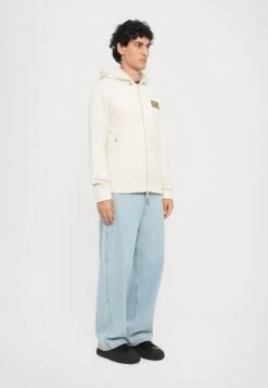 EA7 Emporio Armani TRAIN LABEL HOODIE ALCANTARA - Zip-up Sweatshirt - Rainy Day -Total Wear Store 89c7063fec9549f0a08c5a0b958ecb52