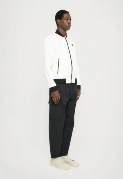 EA7 Emporio Armani TRAIN PREMIUM SHIELD JACKET - Light Jacket - Vanilla Ice -Total Wear Store 8aff010972e5432b9fcce627083a3ea8