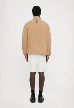 EA7 Emporio Armani TRAIN CORE - Light Jacket - Tigers Eye 14 EA7 Emporio Armani TRAIN CORE - Light Jacket - Tigers Eye -Total Wear Store 8be619a0971a4afc8f7610004bca7657