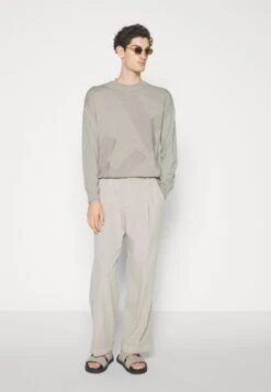 Emporio Armani Jumper - Greige 13 Emporio Armani Jumper - Greige -Total Wear Store 8bebef9271da4de281451ac865193755