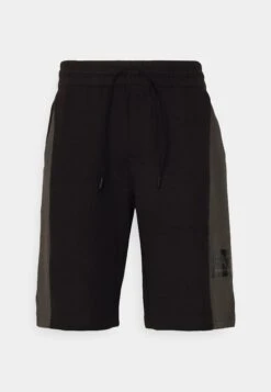EA7 Emporio Armani Bermuda - Tracksuit Bottoms - Black -Total Wear Store 8bfca5656ec34ce5bd0f4ba26805747e