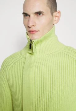 Emporio Armani Blouson Jacket - Cardigan - Verde Lime -Total Wear Store 8d3463d519fb4036acbf7e47b67ec40f