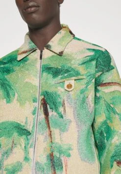 Emporio Armani Blouson Jacket - Summer Jacket - Verde Acquitrino 13 Emporio Armani Blouson Jacket - Summer Jacket - Verde Acquitrino -Total Wear Store 8f2507094fb8420eaf1c4f63dcd8c1f7