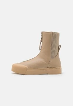 Emporio Armani Boot - Platform Ankle Boots - Beige