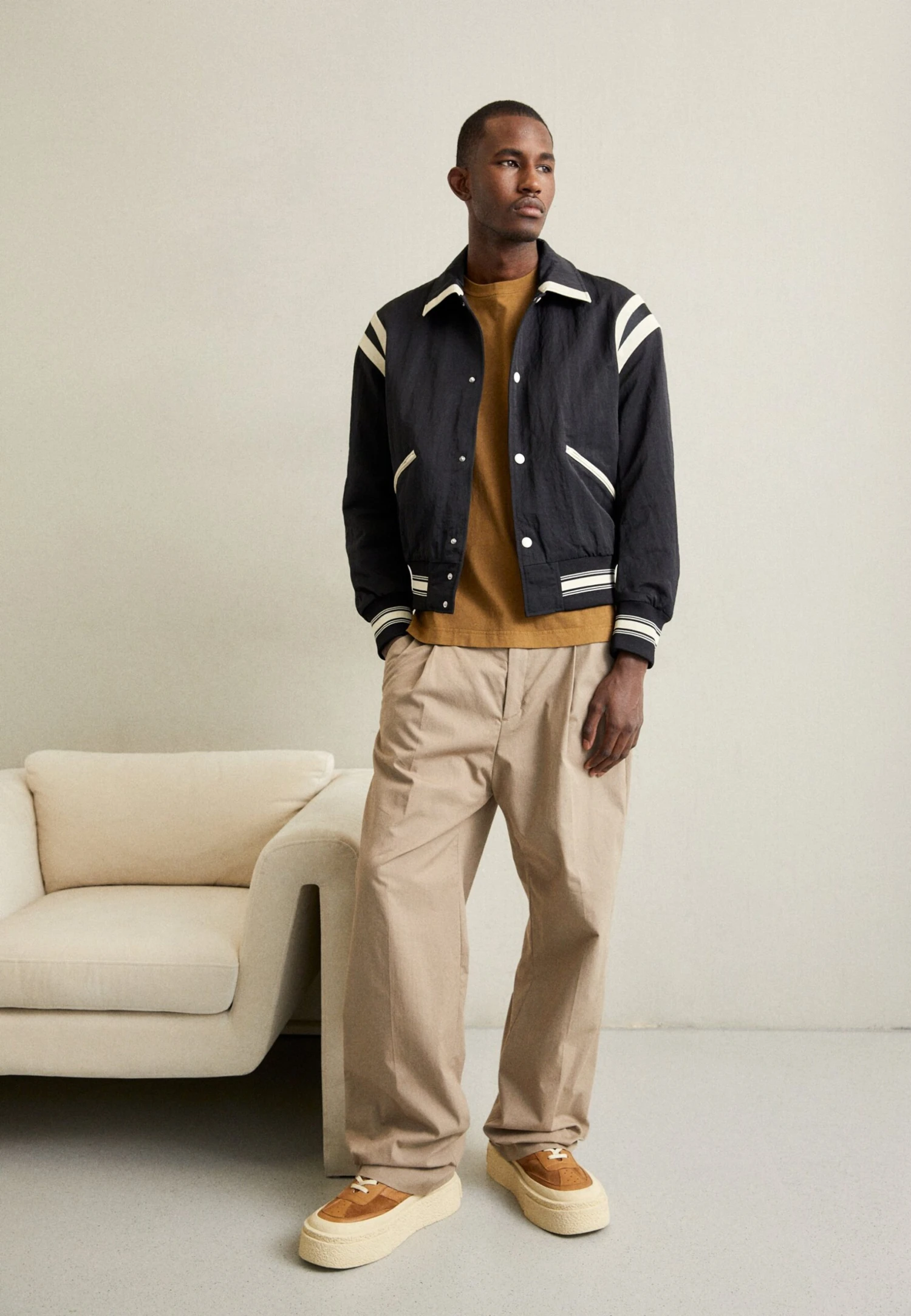 Emporio Armani Bomber Jacket - Nero 4 Emporio Armani Bomber Jacket - Nero - Image 2