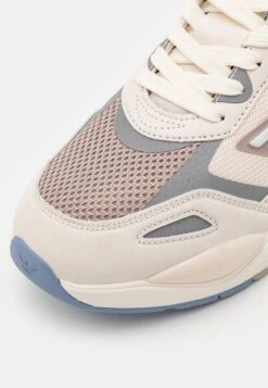 EA7 Emporio Armani Ace Runner Unisex - Trainers - Pastel Parchment/Whisper Pink -Total Wear Store 92f11d2bf45d4f8b89e9880f201dc586