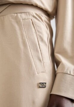 EA7 Emporio Armani TRACKSUIT - Tracksuit - Cement -Total Wear Store 94b6491cedb14fe39281f68c44172534