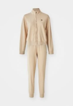 EA7 Emporio Armani TRACKSUIT - Tracksuit - Cement -Total Wear Store 95b1c4544e2f4f62ae89074b38b26c57