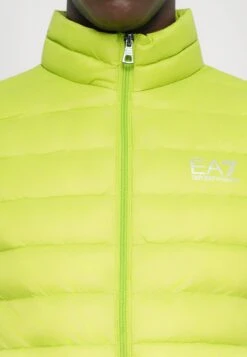 EA7 Emporio Armani TRAIN CORE LIGHT VEST - Waistcoat - Macaw Green -Total Wear Store 98e1d402d70842dfa8de456374aab12a