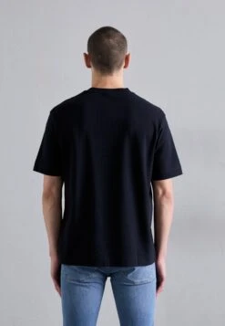 Emporio Armani Basic T-shirt - Fancy Navy -Total Wear Store 9a20947224814cf7b3ff7b21d1dff119