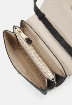 Emporio Armani Young Cross - Across Body Bag - Black/Powder Pink 8 Emporio Armani Young Cross - Across Body Bag - Black/Powder Pink -Total Wear Store 9a4489fdeb674b3cb8592ba9f6fbf7e0