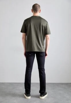 Emporio Armani 5 POCKETS PANT - Slim Fit Jeans - Blue Denim -Total Wear Store 9a6088a54b7640c49b516bd748d5056d