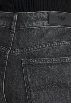 Emporio Armani Pockets - Relaxed Fit Jeans -Total Wear Store 9b0c0330b0d34de3bcd0b698e570e1c8