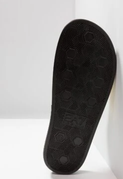 EA7 Emporio Armani Visibility Unisex - Mules - Shiny Gold/Black 12 EA7 Emporio Armani Visibility Unisex - Mules - Shiny Gold/Black -Total Wear Store 9c3b35b0aef64bc0895c4fa8a7b524a8