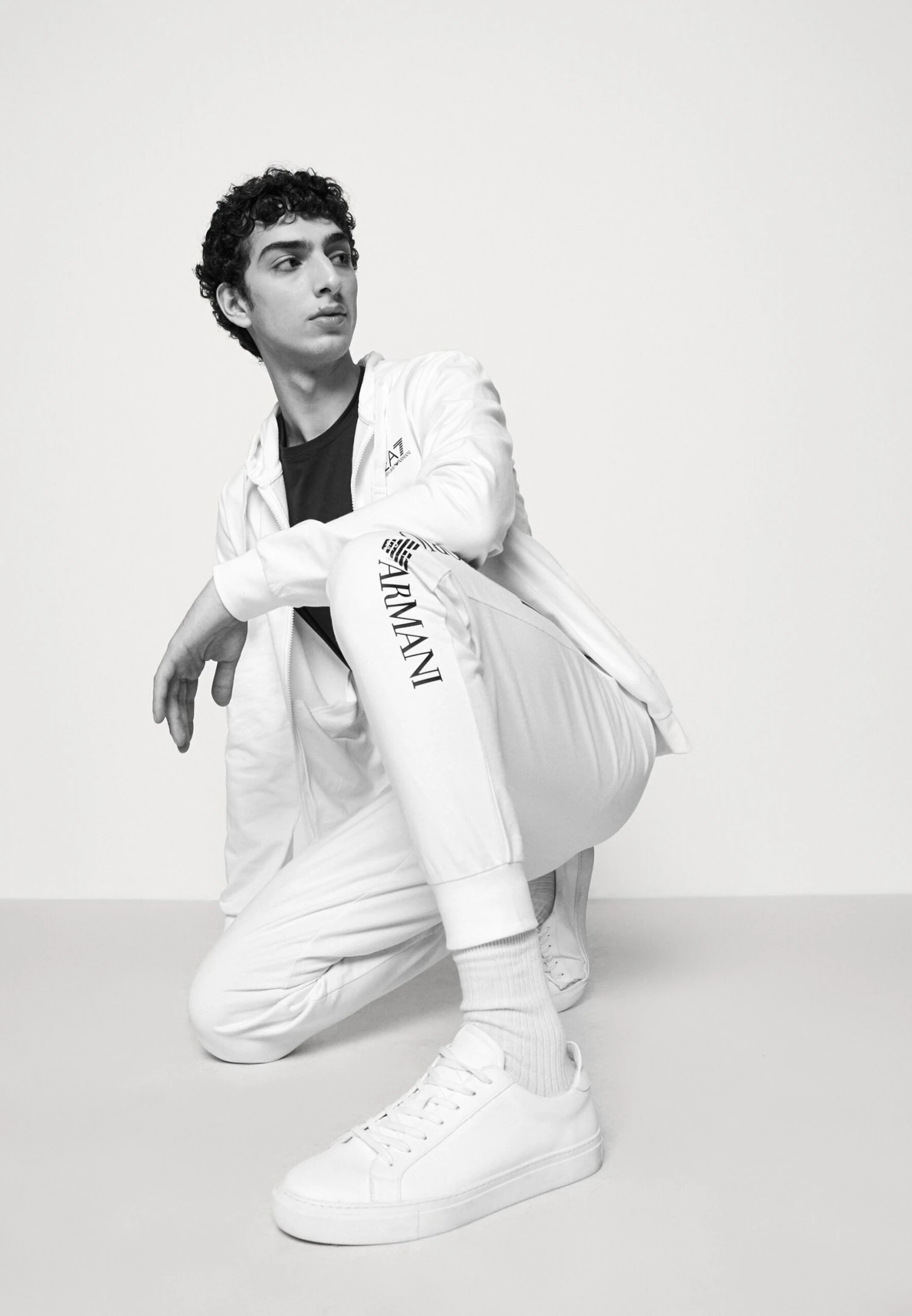 EA7 Emporio Armani Trouser - Tracksuit Bottoms - White/Black 6 EA7 Emporio Armani Trouser - Tracksuit Bottoms - White/Black - Image 4