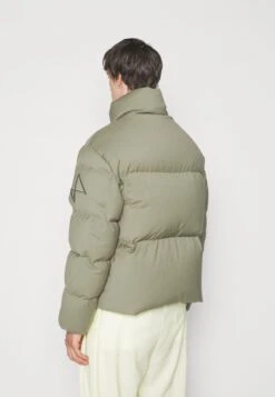 Emporio Armani Down Jacket - Verde Militare -Total Wear Store 9cd75779aade48f28df8611c0841224b