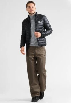 EA7 Emporio Armani Down Jacket - Black -Total Wear Store 9d0860569394458a8c08f29bed5ec47c