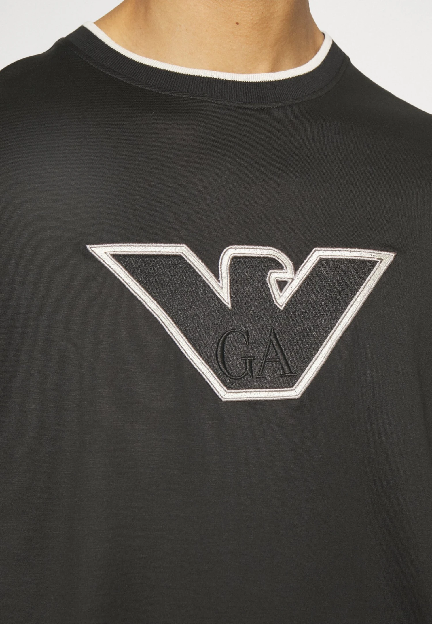 Emporio Armani Print T-Shirt - Black 8 Emporio Armani Print T-Shirt - Black - Image 6