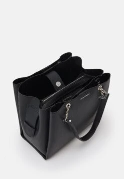 Emporio Armani Annie Tote M Set - Handbag - Nero -Total Wear Store 9d458f78019f42cb94c2991a9328a72b