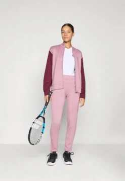 EA7 Emporio Armani TENNIS PRO FREESTYLE TRACKSUIT SET - Tracksuit - Dusky Orchid/bordeaux -Total Wear Store 9daf991bbb1f492c8cc5a994da44b5c1