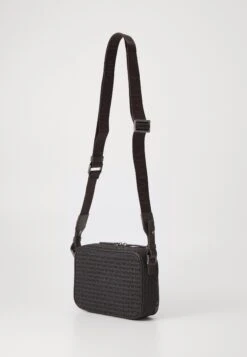 Emporio Armani MINI CROSSBODY - Cross Body Bag - Bristol Black 11 Emporio Armani MINI CROSSBODY - Cross Body Bag - Bristol Black -Total Wear Store 9e1836d641a1465c89525f3d01cd98b8