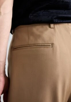 Emporio Armani TROUSER - Trousers - Toasted Coconut -Total Wear Store 9e4b48a2c9c4439e92df7e4325816baf